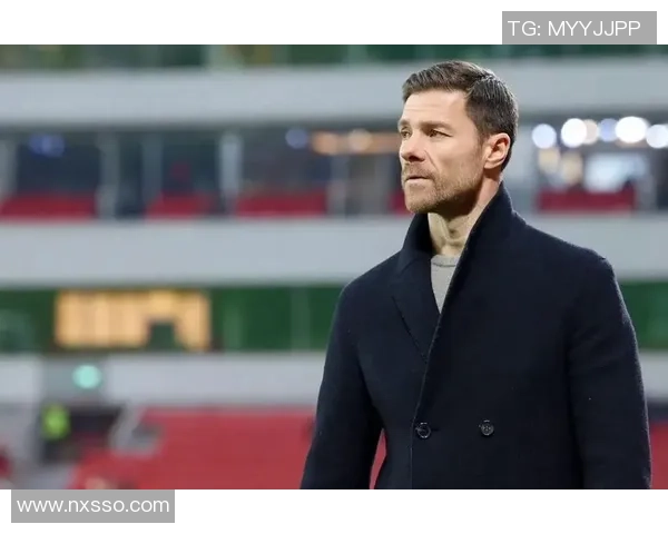 哈维阿隆索：从足球天才到传奇人物的成长历程与成就